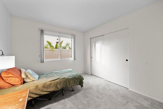 10919 Avenida De Los Lobos, San Diego, CA 92127