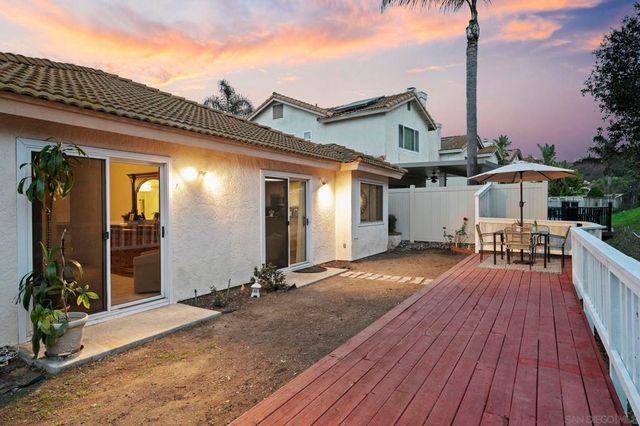 10919 Avenida De Los Lobos, San Diego, CA 92127