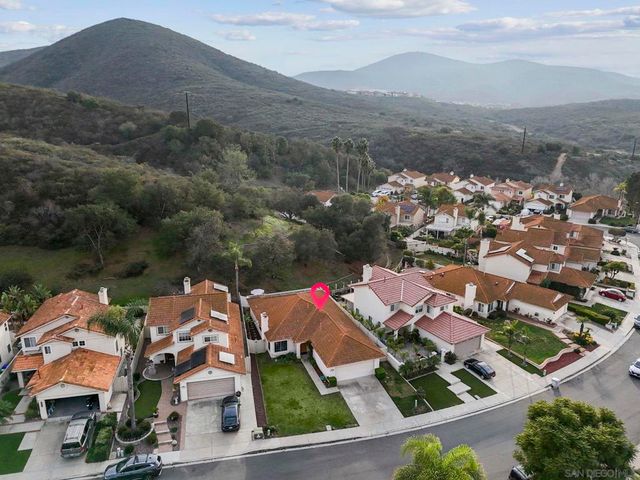 10919 Avenida De Los Lobos, San Diego, CA 92127