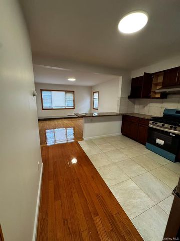 149-45 19th Ave, Whitestone, NY 11357