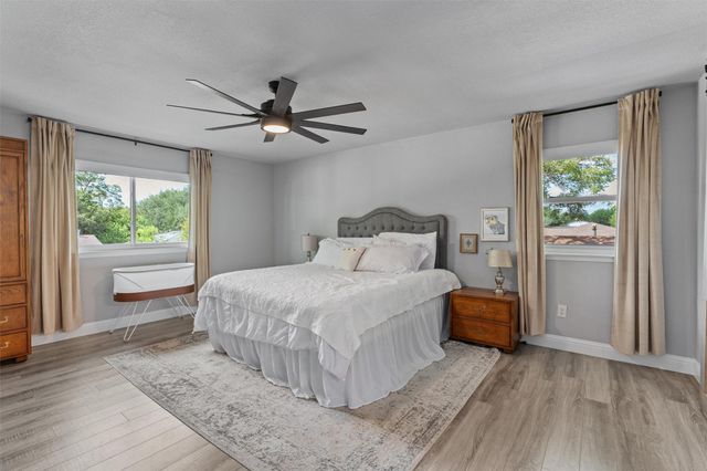 3112 Val DR, Austin, TX 78723