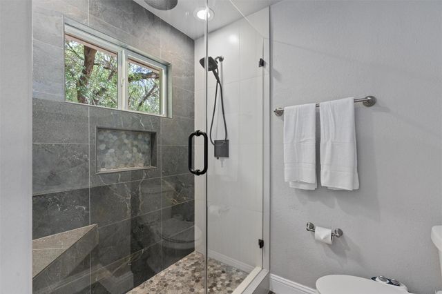 3112 Val DR, Austin, TX 78723