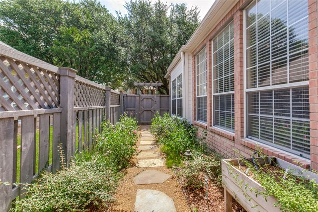 6841 Colonnade Drive, Plano, TX 75024