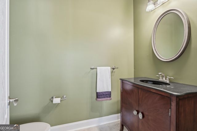100 Jamestown Court, Centerville, GA 31028