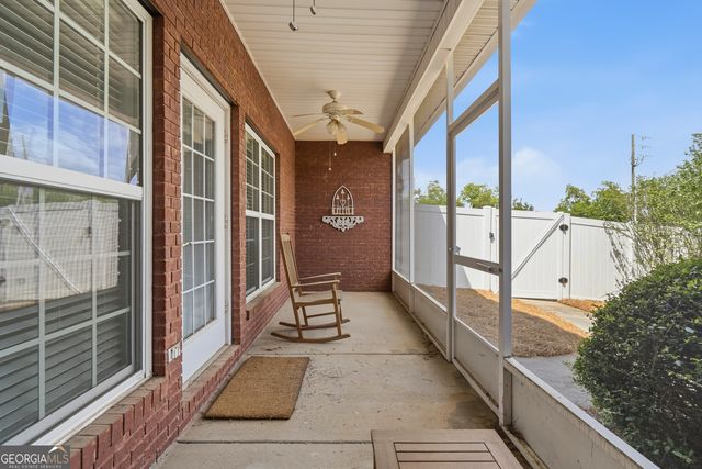 100 Jamestown Court, Centerville, GA 31028