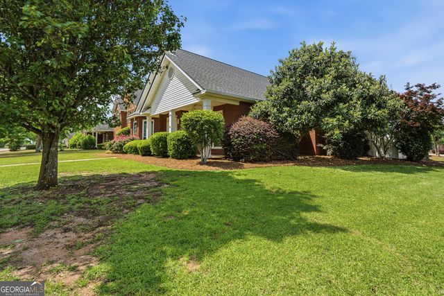 100 Jamestown Court, Centerville, GA 31028