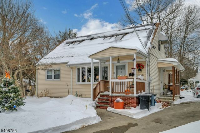 45 Wells Ct, Bloomfield Twp., NJ 07003