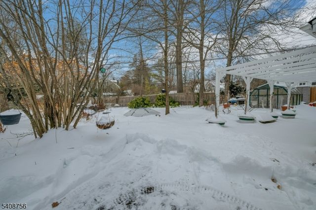 45 Wells Ct, Bloomfield Twp., NJ 07003