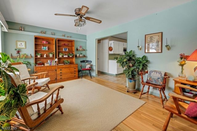 45 Wells Ct, Bloomfield Twp., NJ 07003