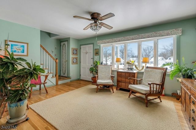 45 Wells Ct, Bloomfield Twp., NJ 07003