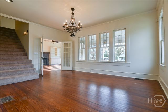 120 S Tusten Street, Elberton, GA 30635