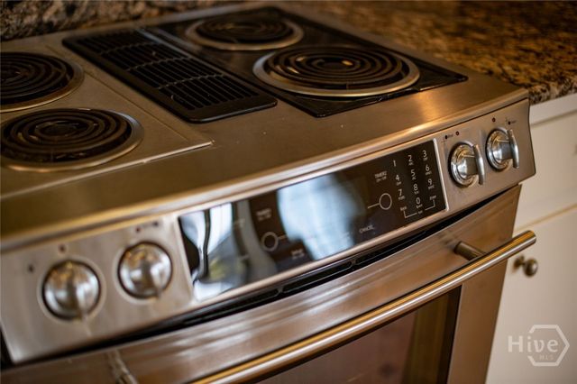 120 S Tusten Street, Elberton, GA 30635