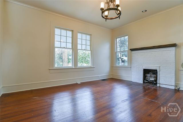 120 S Tusten Street, Elberton, GA 30635