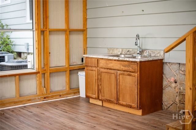 120 S Tusten Street, Elberton, GA 30635