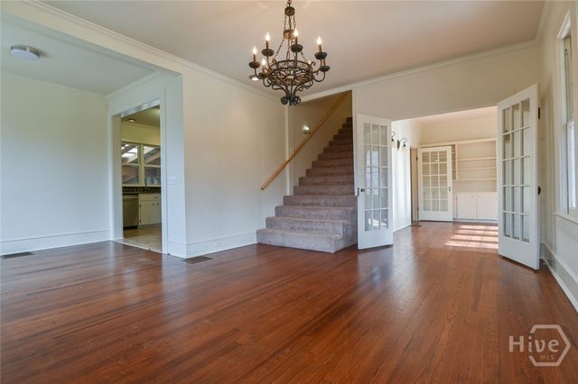 120 S Tusten Street, Elberton, GA 30635