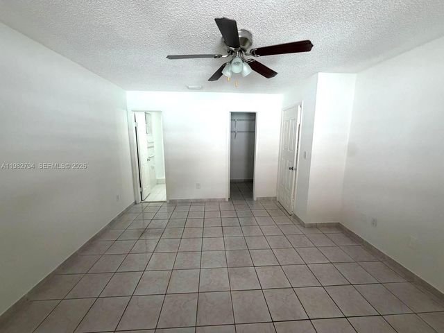 5740 W 21st Ct, Hialeah, FL 33016