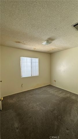 1424 Lynwood Way, Highland, CA 92346