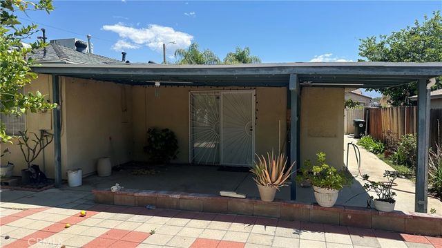 1424 Lynwood Way, Highland, CA 92346