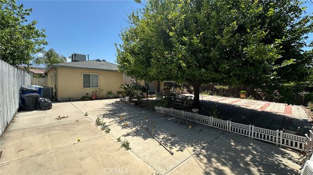 1424 Lynwood Way, Highland, CA 92346