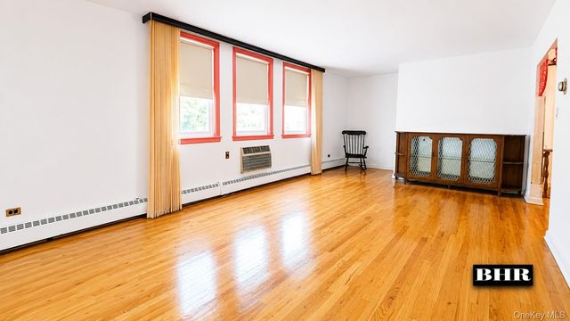 2010 E 57th Street 89B, Brooklyn, NY 11234