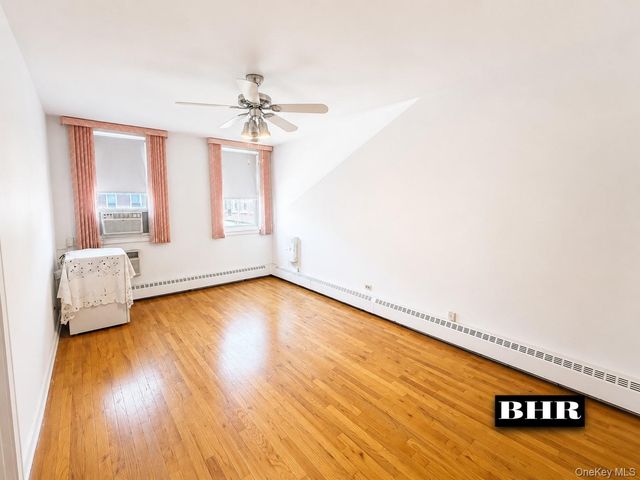 2010 E 57th Street 89B, Brooklyn, NY 11234