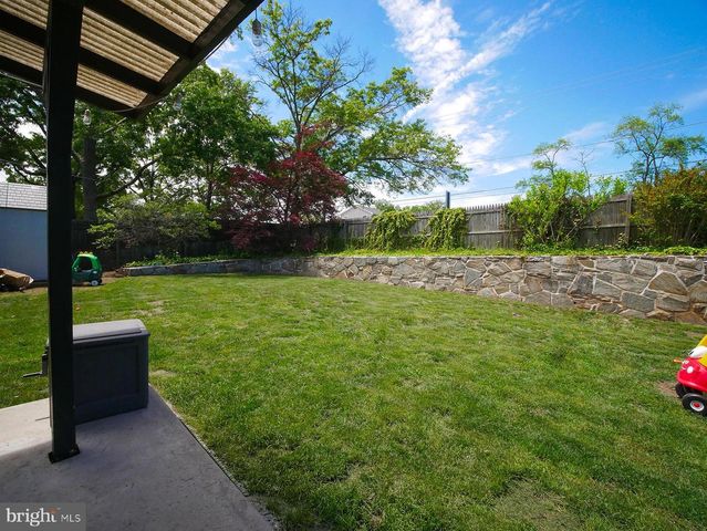 1017 SYCAMORE DR, Pottstown, PA 19464