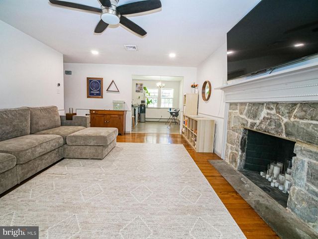 1017 SYCAMORE DR, Pottstown, PA 19464
