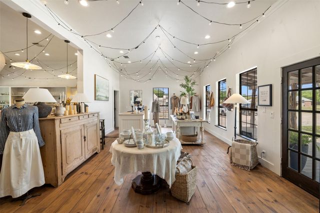 212 Ave N, Marble Falls, TX 78654