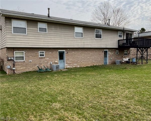 4706-4710 Maple Spur Drive, Stow, OH 44224