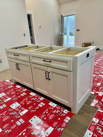 909 Hickory St, Lawrenceburg, TN 38464