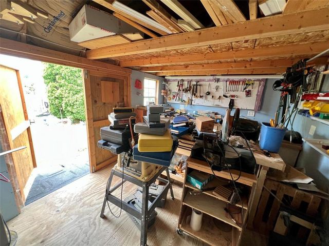 913 Summer Street, Eau Claire, WI 54701
