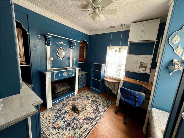 913 Summer Street, Eau Claire, WI 54701