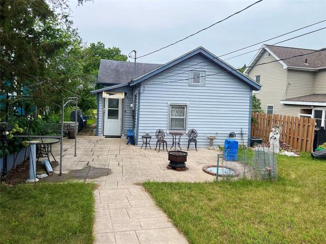 913 Summer Street, Eau Claire, WI 54701