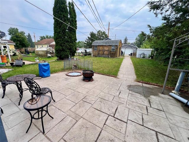 913 Summer Street, Eau Claire, WI 54701