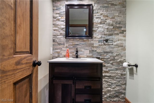 4632 5th Street NW, Canton, OH 44708