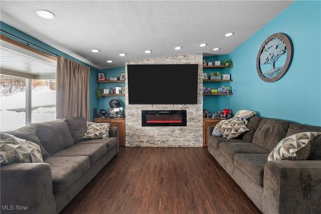 4632 5th Street NW, Canton, OH 44708