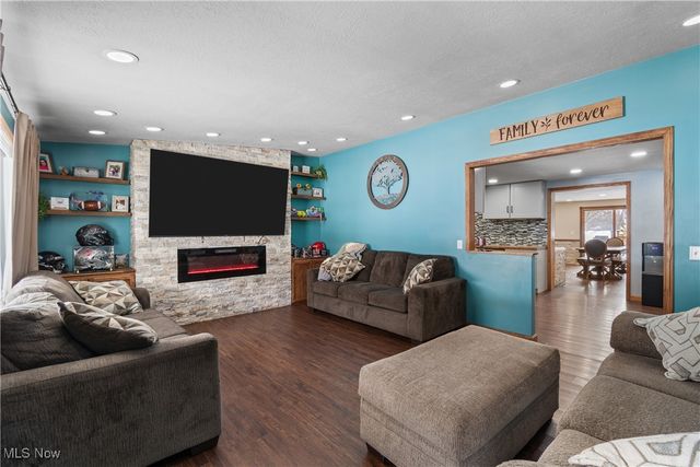 4632 5th Street NW, Canton, OH 44708