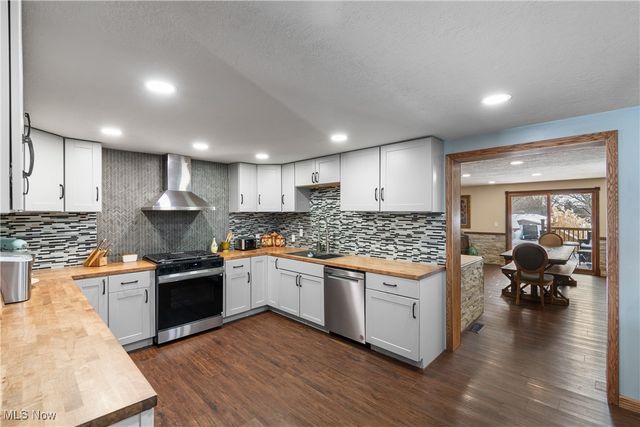 4632 5th Street NW, Canton, OH 44708