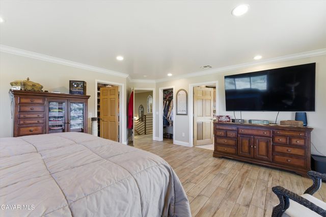 29300 Peregrine Place, Tehachapi, CA 93561