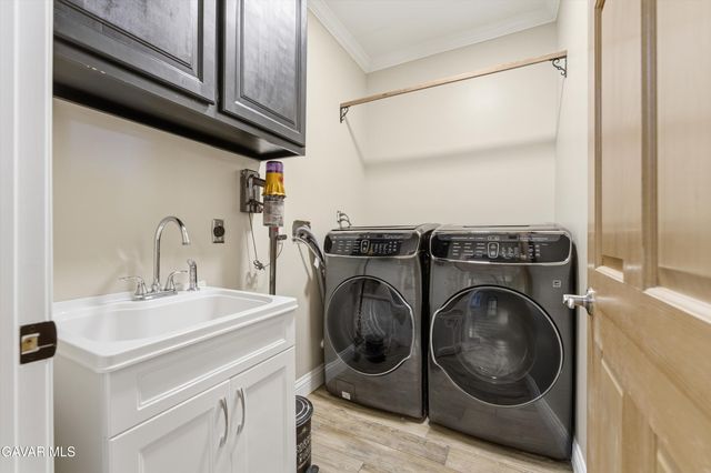 29300 Peregrine Place, Tehachapi, CA 93561