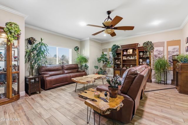 29300 Peregrine Place, Tehachapi, CA 93561