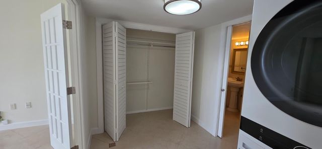 11111 Biscayne Boulevard 4c, Miami, FL 33181