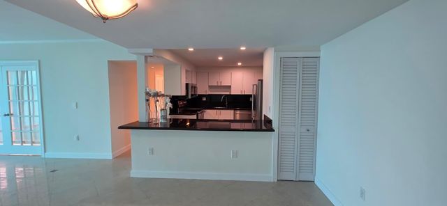 11111 Biscayne Boulevard 4c, Miami, FL 33181