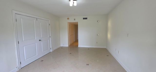 11111 Biscayne Boulevard 4c, Miami, FL 33181