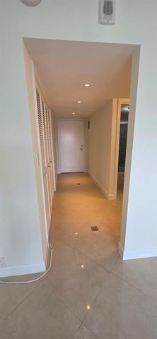 11111 Biscayne Boulevard 4c, Miami, FL 33181