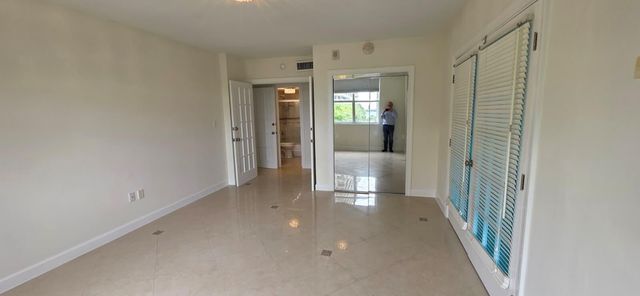 11111 Biscayne Boulevard 4c, Miami, FL 33181