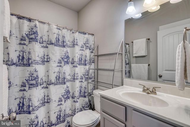 190 WINIFRED DR, Hanover, PA 17331