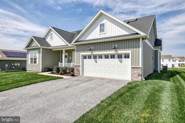 190 WINIFRED DR, Hanover, PA 17331