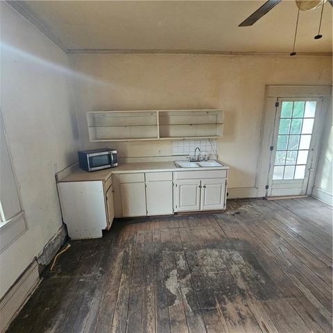 1008 Highland Avenue, Lexington, MO 64067