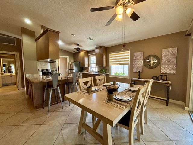 1519 NW AMHERST Drive A, Port St. Lucie A, Port St Lucie, FL 34986